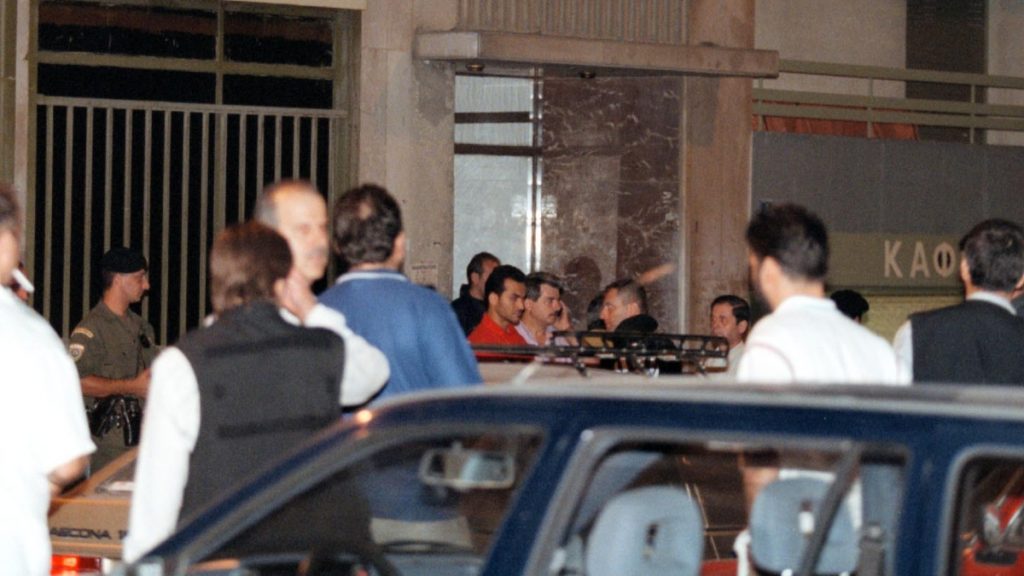 Υπόθεση Σορίν Ματέι: “Παραλίγο να πάρει όμηρο εμένα” – Μαρτυρία στο DEBATER για το μακελειό της οδού Νιόβης