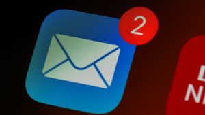 Νέα απάτη με τη μέθοδο “phishing”: Στέλνουν παραπλανητικά e-mail δήθεν από τον ΕΟΠΠΥ