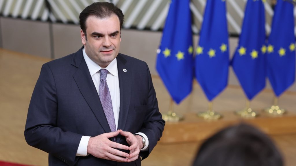 Πιερρακάκης: “Ύψιστη προτεραιότητά μας η αντιμετώπιση των επιπτώσεων του πολέμου στη Μέση Ανατολή”