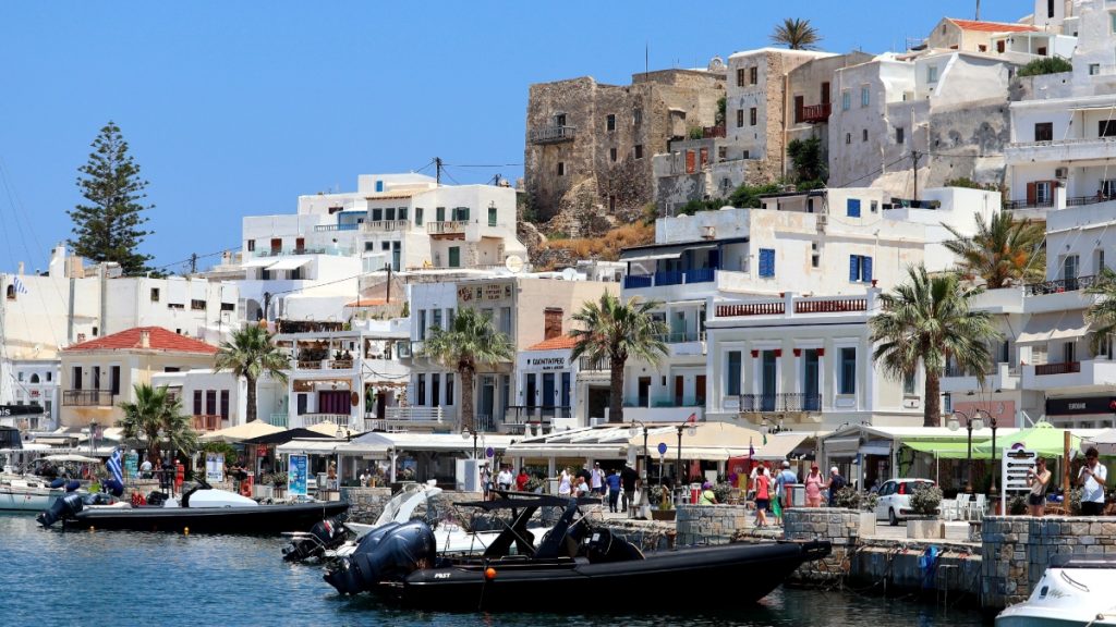 Η Νάξος στα πιο ελκυστικά ηλιόλουστα μέρη της Ευρώπης για τους Ιρλανδούς