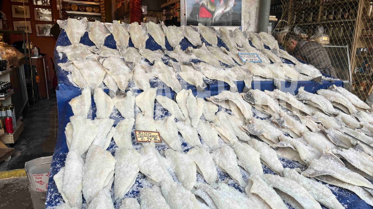 25η Μαρτίου: Κατά 3 ευρώ ακριβότερος φέτος ο μπακαλιάρος – Γιατί είναι “παγίδα” οι χαμηλές τιμές