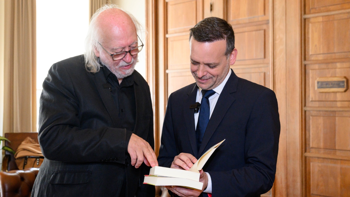 Λάσλο Κρασναχορκάι