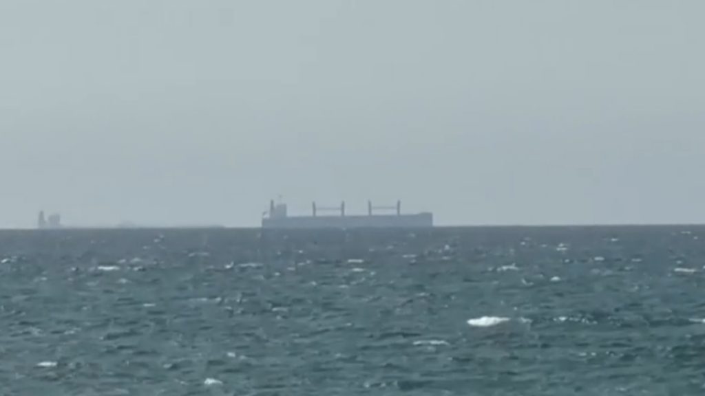 Νέες απειλές των Φρουρών της Επανάστασης για το Στενό του Ορμούζ – “Θα εντείνουμε τα πλήγματα στο Ιράν” διαμηνεύει το Ισραήλ