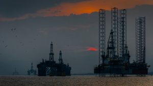 Με νέα άνοδο του πετρελαίου άρχισε η εβδομάδα – Γύρω στα 116 δολάρια το Brent