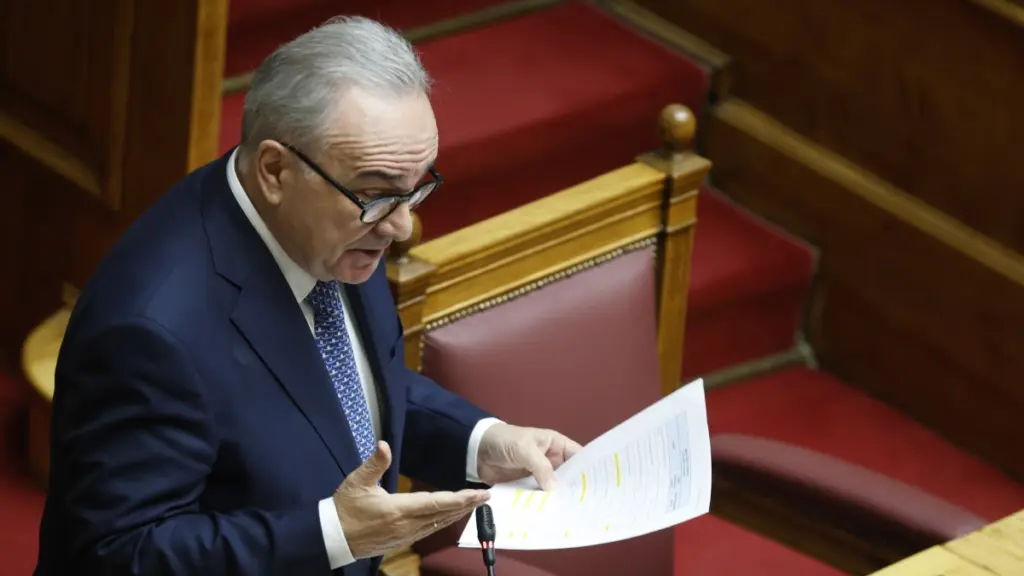 Παπαθανάσης: Ανακατεύθυνση πόρων 2,13 δισ. ευρώ από το ΕΣΠΑ για στέγαση και νέες προτεραιότητες