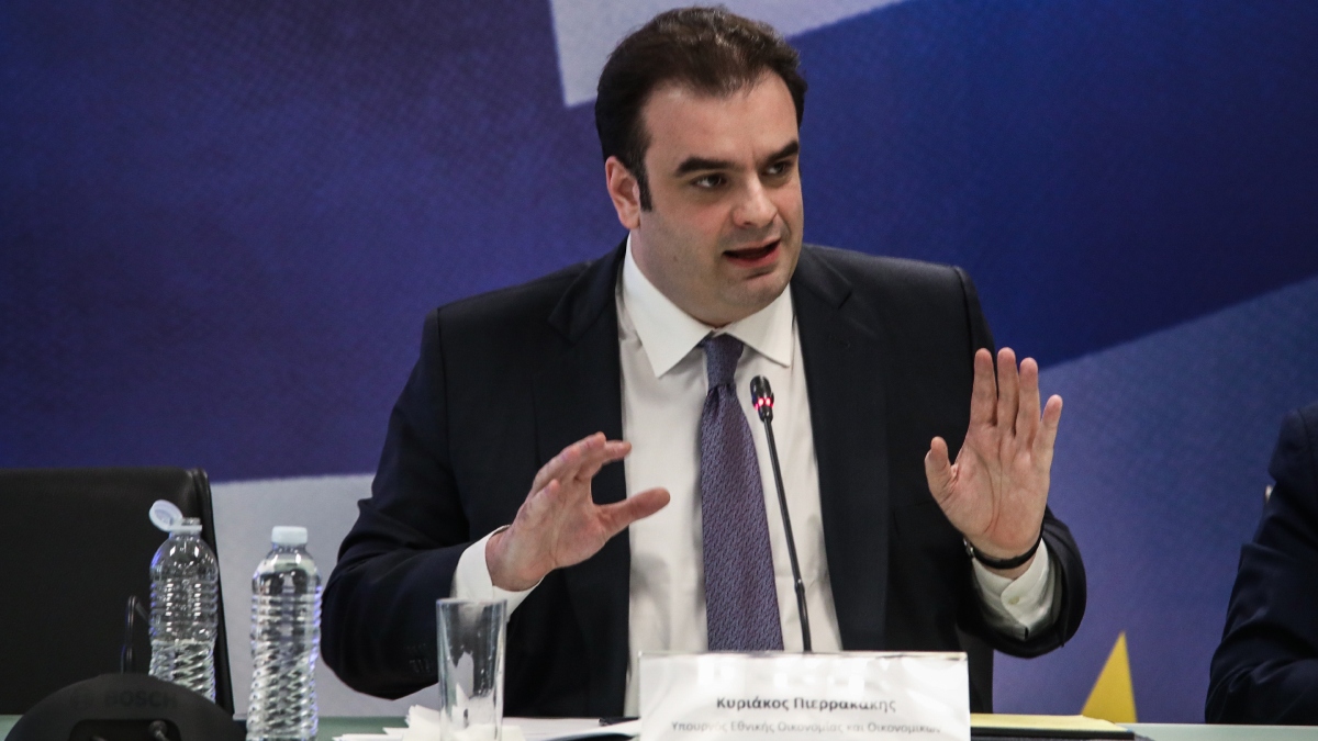 Πιερρακάκης για Τέμπη: “Το Δημόσιο δεν θα ασκήσει ένδικα μέσα για τις αποζημιώσεις”