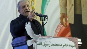 Ιράν: Οι τρεις διάδοχοι του Αλί Χαμενεΐ μετά τη δολοφονία του