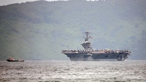 Ιράν: «Επιτυχές πλήγμα» κατά του αεροπλανοφόρου Abraham Lincoln