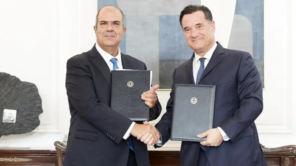 Άδωνις Γεωργιάδης: Αυξήθηκε η δωρεά του κ. Χατζηιωάννου από τα 47 στα 50 νησιά