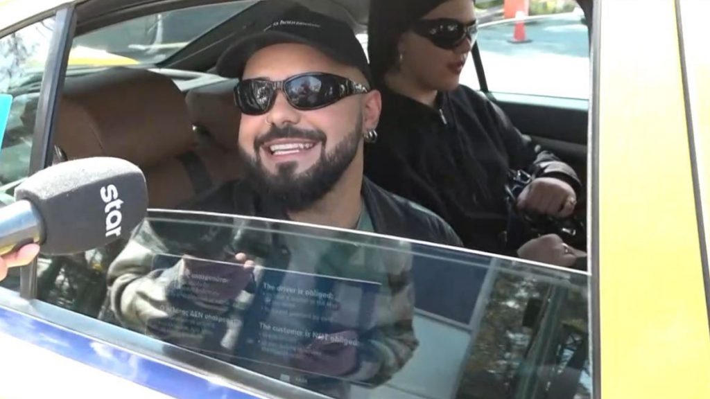 Akylas: Θα δούμε την μητέρα του στη σκηνή της Eurovision 2026; Τι αποκάλυψε για την εμφάνισή του