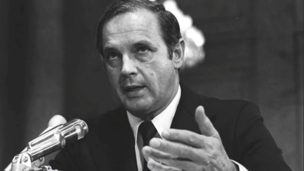 Αλεξάντερ Μπάτερφιλντ: Πέθανε ο κορυφαίος συνεργάτης του Νίξον που έφερε στο φως τις ηχογραφήσεις του Watergate