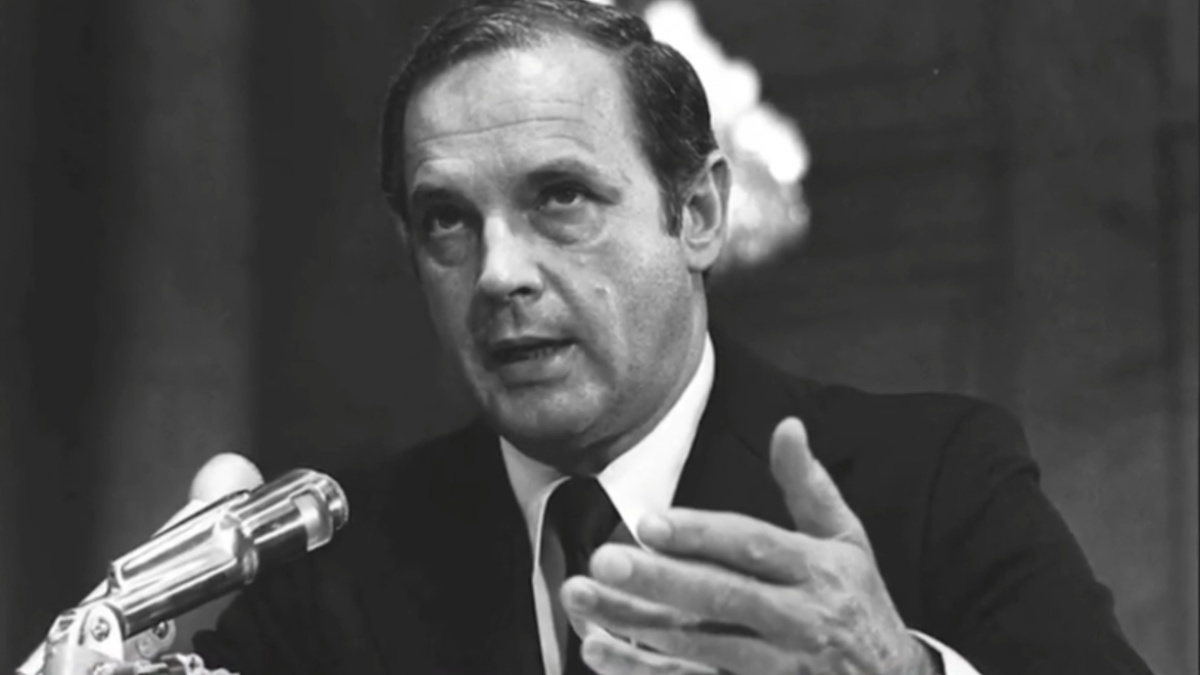 Αλεξάντερ Μπάτερφιλντ: Πέθανε ο κορυφαίος συνεργάτης του Νίξον που έφερε στο φως τις ηχογραφήσεις του Watergate