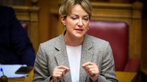 Σδούκου: «Εκλογές το 2027 – Όποιος ψηφίζει ΠΑΣΟΚ ψηφίζει μαζί και κόμμα-έκπληξη»