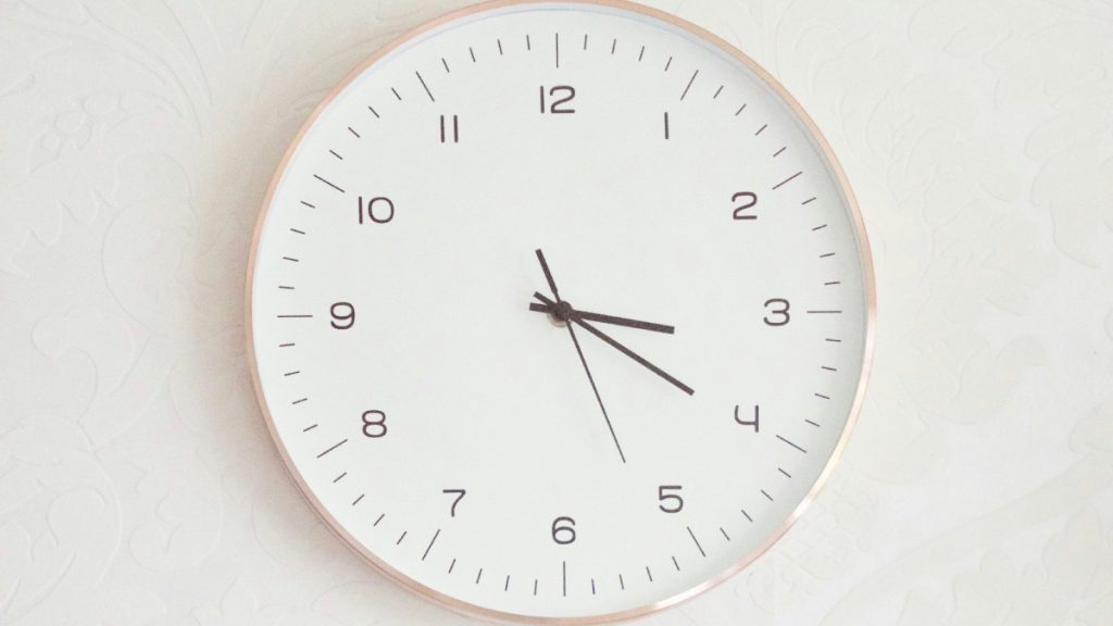 Πότε αλλάζει η ώρα: Γιατί θα πάνε τα ρολόγια μας μία ώρα μπροστά – Ο λόγος πίσω από αυτό το μέτρο