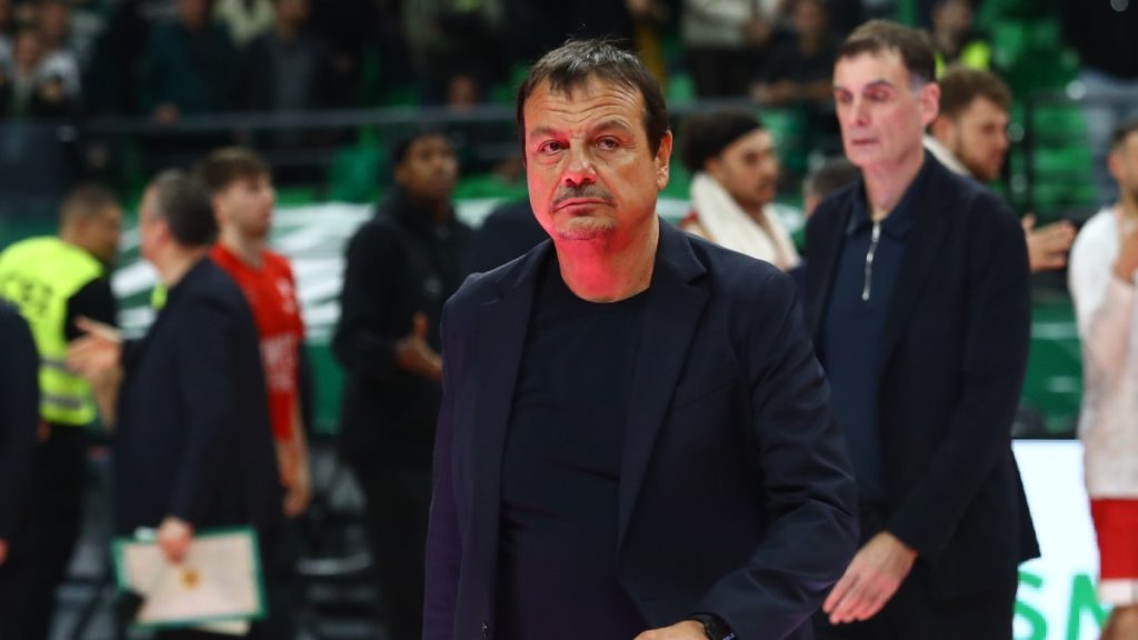 Χείμαρρος ο Αταμάν: «Ο Ολυμπιακός είχε τους Ντόρσεΐ, Ουόκαπ, Βεζένκοφ, έξι ξένους και τρεις διαιτητές» (Βίντεο)