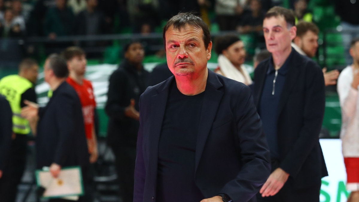 Χείμαρρος ο Αταμάν: «Ο Ολυμπιακός είχε τους Ντόρσεΐ, Ουόκαπ, Βεζένκοφ, έξι ξένους και τρεις διαιτητές» (Βίντεο)