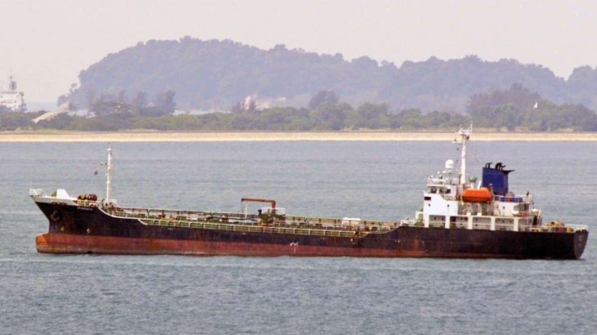 Φρουροί της Επανάστασης: «Τα Στενά του Ορμούζ είναι κλειστά – Θα πυρπολήσουμε τα πλοία που θα προσπαθήσουν να περάσουν»