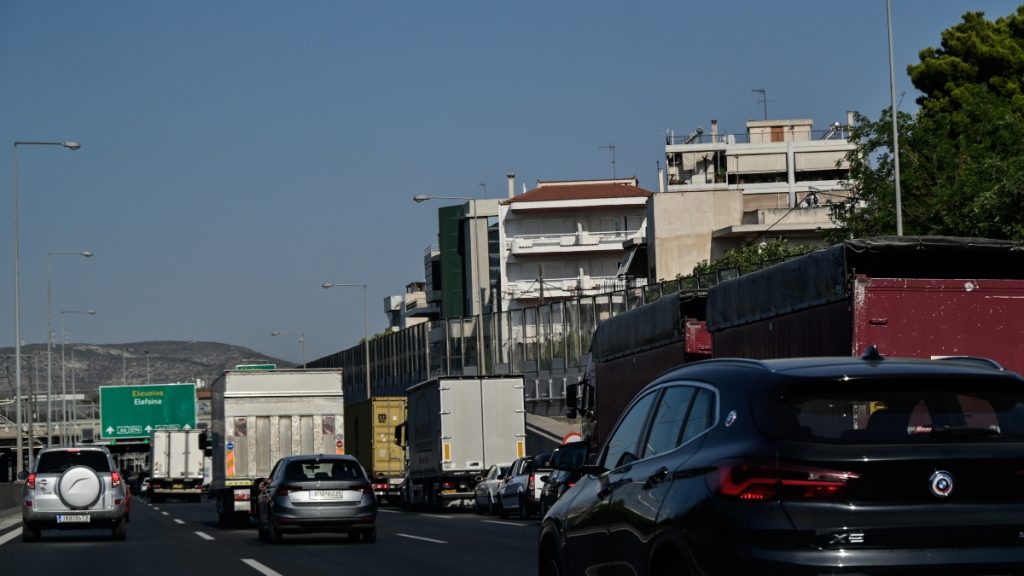 Κυκλοφοριακές ρυθμίσεις από το βράδυ της Πέμπτης στην Αττική Οδό λόγω εργασιών