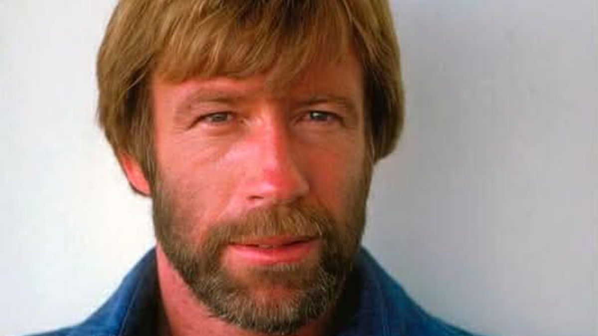 «Ένας, αλλά Λύκος»: O Chuck Norris θα μείνει για πάντα στη μνήμη μας