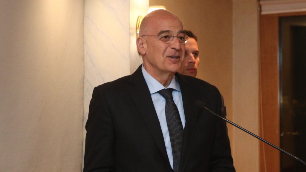 Δένδιας: “Με μακροπρόθεσμο σχεδιασμό η Ελλάδα αποκτά μια ολιστική προσέγγιση της άμυνας του τόπου”