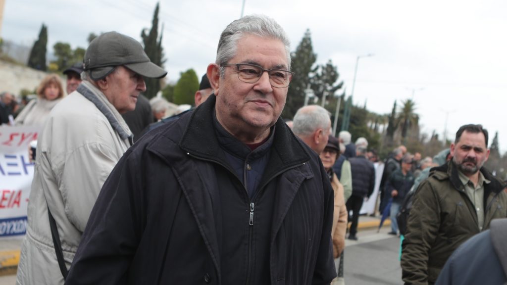 Κουτσούμπας: «Στηρίζουμε όλα τα αιτήματα των συνταξιούχων»