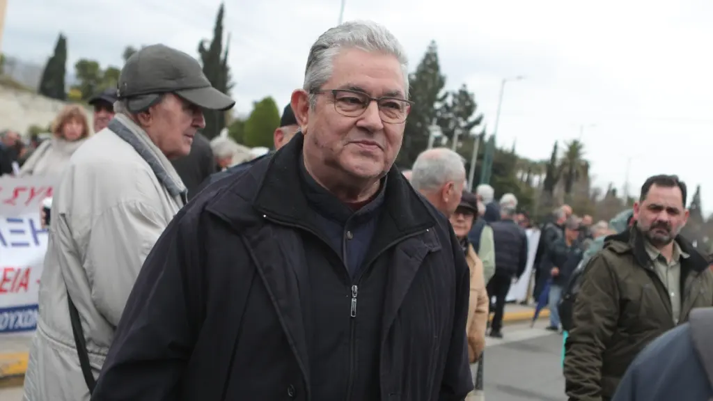 Κουτσούμπας: «Στηρίζουμε όλα τα αιτήματα των συνταξιούχων»