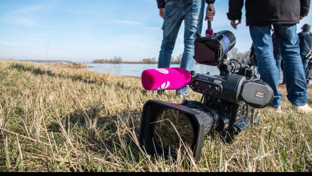 Δημοσιο- γραφικές καταστάσεις με την παραίτηση δημοσιογράφου μεγάλου καναλιού