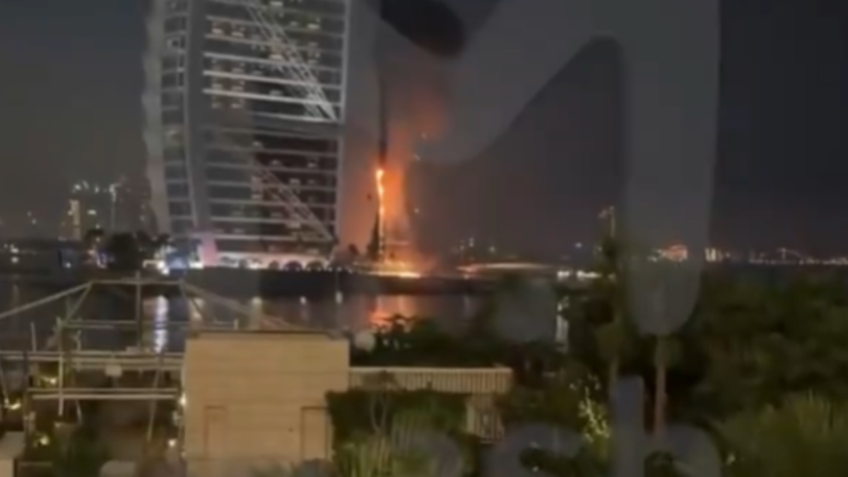 Ντουμπάι: Iρανικό drone χτύπησε το Burj Al Arab – Στο στόχαστρο και το αεροδρόμιο (Βίντεο)