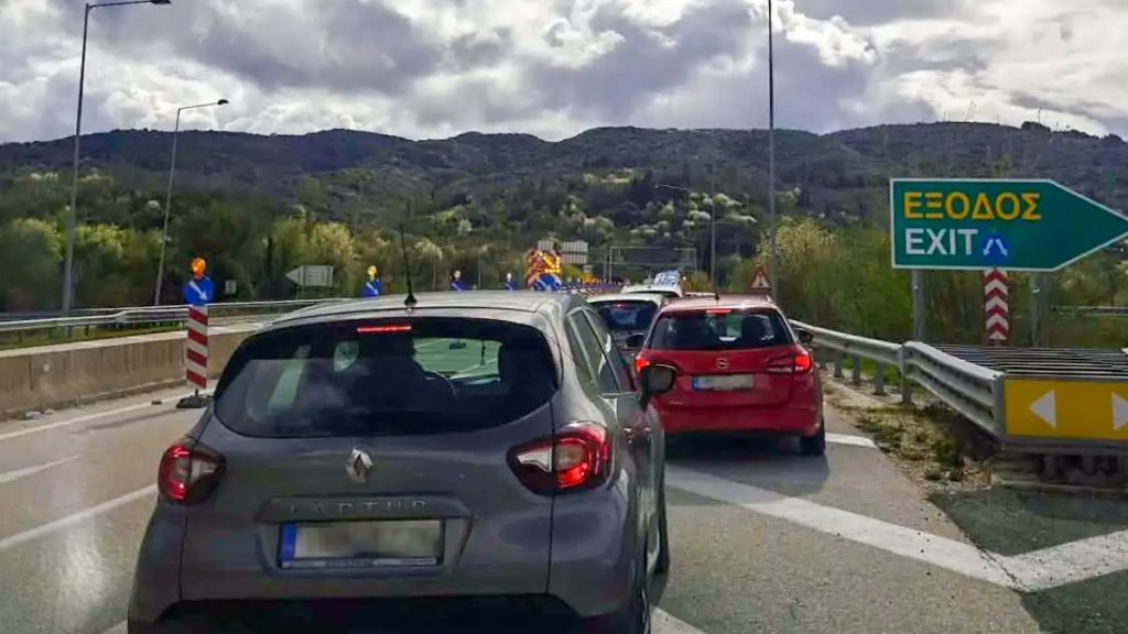 Τραγωδία στην Εγνατία Οδό: Διπλό τροχαίο με νεκρό έναν οδηγό – Παρασύρθηκε ένας υπάλληλος του αυτοκινητόδρομου