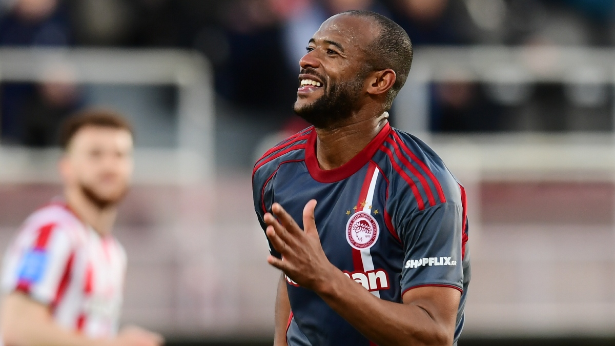 Πανσερραϊκός – Ολυμπιακός 1-2: Με «όργια» Ελ Κααμπί έφυγε με το διπλό από τις Σέρρες