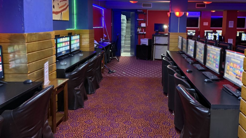 Εξαρθρώθηκε εγκληματική οργάνωση, για παράνομα τυχερά παίγνια – Είχε κέρδη πάνω από 16 εκατομμύρια ευρώ