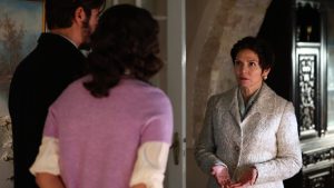 Άγιος Έρωτας – Πέμπτη (12/3): Η Θάλεια προλαβαίνει τη Σοφία λίγο πριν εκείνη επιτεθεί στη μικρή Ελευθερία