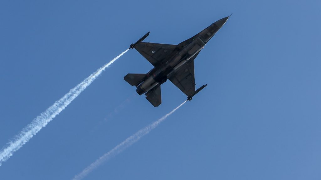 Βουλή: Εγκρίθηκε από την αρμόδια επιτροπή αντιβαλλιστικό και αντι-drone σύστημα ύψους 3 δισεκατομ. ευρώ – Αναβάθμιση των F-16