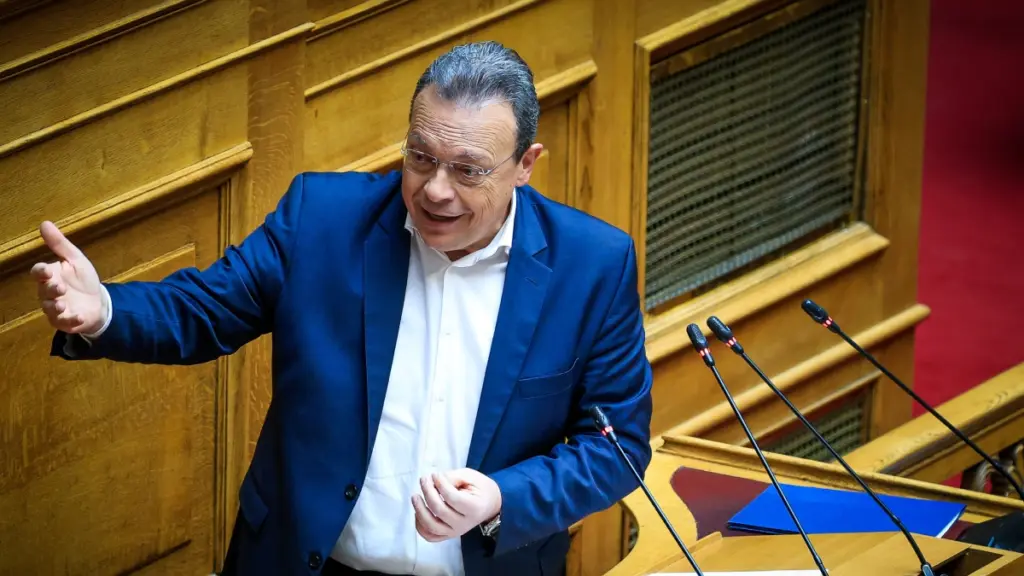 Φάμελλος: Ο ΣΥΡΙΖΑ καλεί τις προοδευτικές δυνάμεις να καταθέσουν μαζί πρόταση δυσπιστίας