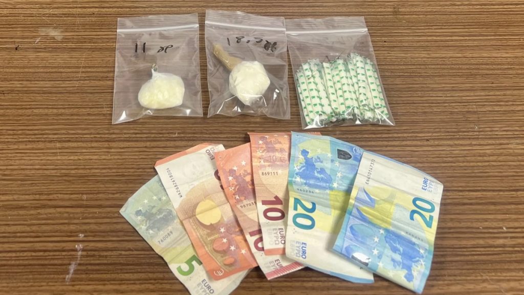 Φυλακές Κορυδαλλού: Βρέθηκαν ναρκωτικά σε κελί 29χρονου κρατουμένου (Εικόνες)