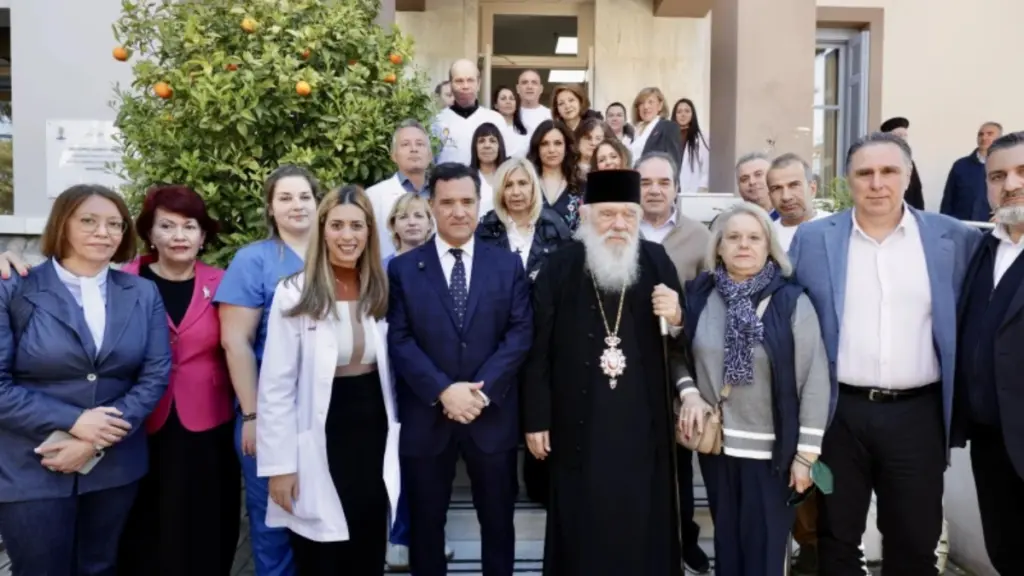 Επίσκεψη Γεωργιάδη και Αρχιεπίσκοπου Ιερώνυμου στο Καρέλλειο Πρότυπο Κέντρο Αλτσχάϊμερ (Εικόνες)