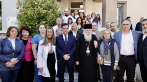 Επίσκεψη Γεωργιάδη και Αρχιεπίσκοπου Ιερώνυμου στο Καρέλλειο Πρότυπο Κέντρο Αλτσχάϊμερ (Εικόνες)