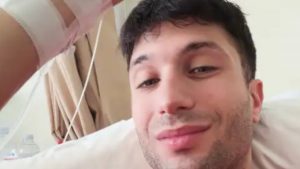 Γιάννης Αεράκης: Ο Έλληνας Youtuber αποκάλυψε ότι δίνει «μάχη» με τον καρκίνο – «Σύντομα ξεκινάμε χημειοθεραπείες»