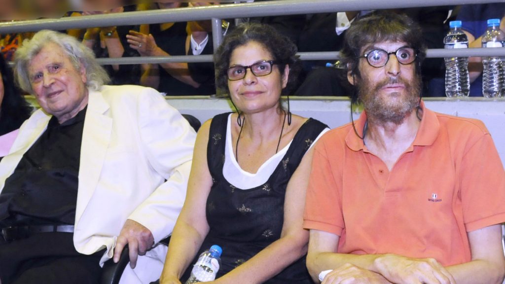 Μίκης Θεοδωράκης: Έκκληση βοήθειας από τον γιο του, Γιώργο – «Σκέφτομαι να κάνω κακό στον εαυτό μου»