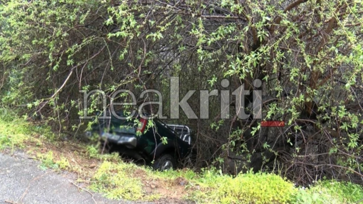 Αυτοκίνητο έπεσε σε γκρεμό στα Χανιά – Απεγκλωβίστηκαν οι δύο ηλικιωμένοι επιβάτες (Εικόνες)