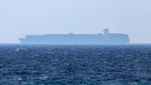 Τα Στενά του Ορμούζ κλείνουν από την Τεχεράνη ή από το Λονδίνο;