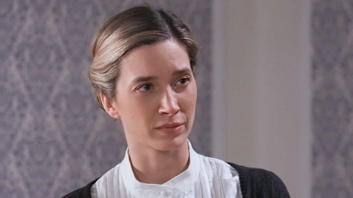 Grand Hotel – Τρίτη (3/3): Η Ελένη επιστρέφει στο ξενοδοχείο, συγκλονισμένη για το θάνατο του Νικόλα