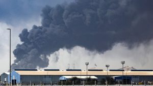 Axios: Τα ΗΑΕ εξετάζουν το ενδεχόμενο επίθεσης σε πυραυλικές θέσεις του Ιράν