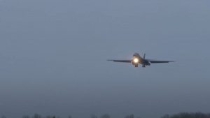 ΗΠΑ: Έστειλαν στην Βρετανία τα υπερηχητικά βομβαρδιστικά B-1 – Ενδείξεις για κλιμάκωση των επιθέσεων στην Τεχεράνη