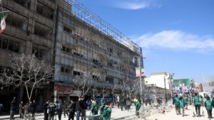 Η επόμενη μέρα για τον Έλληνα καταναλωτή μετά την κρίση στη Μέση Ανατολή