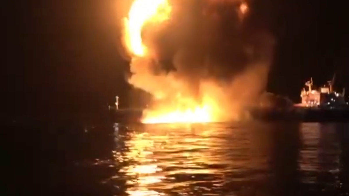 Περσικός Κόλπος: Βίντεο από την στιγμή που οι Φρουροί της Επανάστασης επιτίθενται στο δεξαμενόπλοιο Safesea