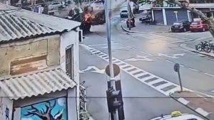 Βίντεο από την νέα επίθεση του Ιράν με βόμβα διασποράς κατά του Ισραήλ – Τραυματίστηκαν δύο άτομα