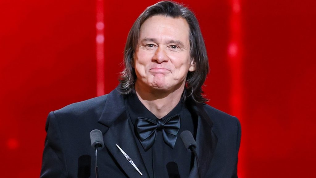 Τζιμ Κάρει: Έδωσε τέλος στις φήμες για κλώνο – Ξεκαθάρισε ότι εμφανίστηκε ο ίδιος στα βραβεία Σεζάρ