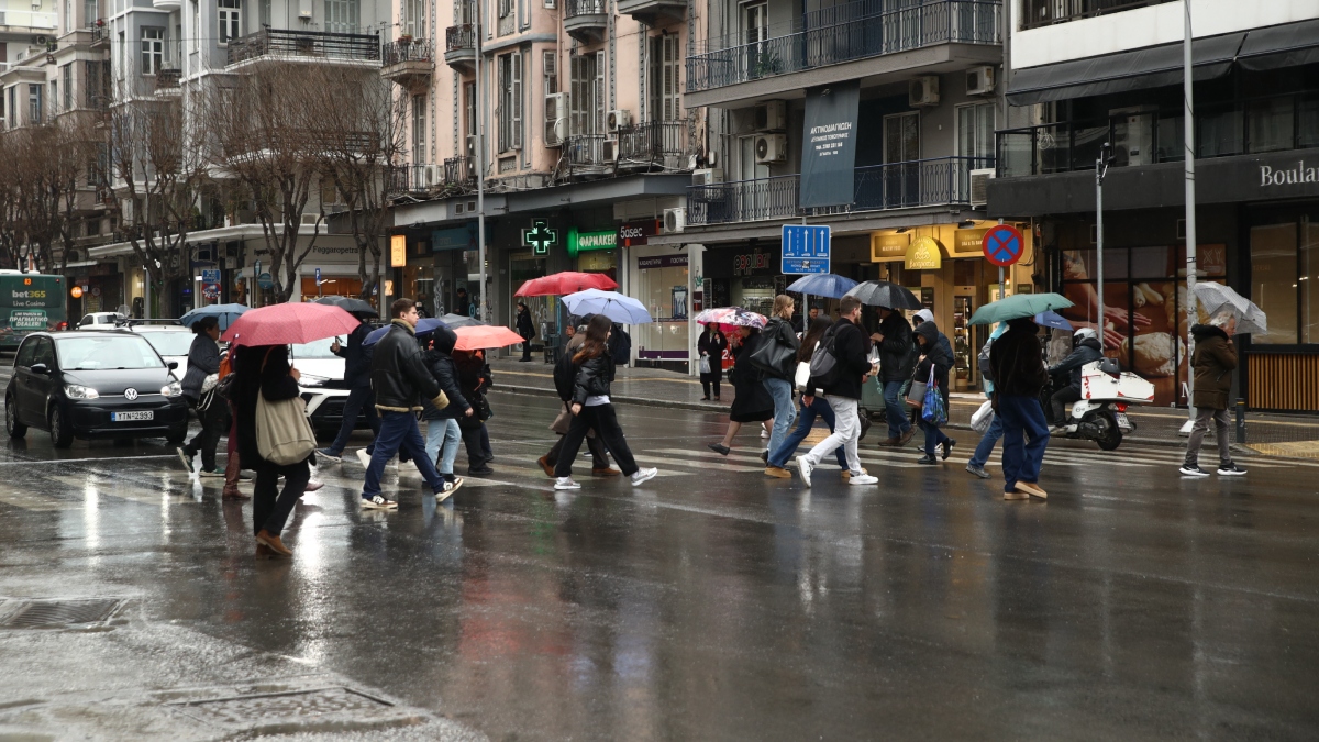 Καιρός: Δύο βαρομετρικά χαμηλά Τετάρτη και Πέμπτη – Ισχυρές βροχές και καταιγίδες (χάρτες)