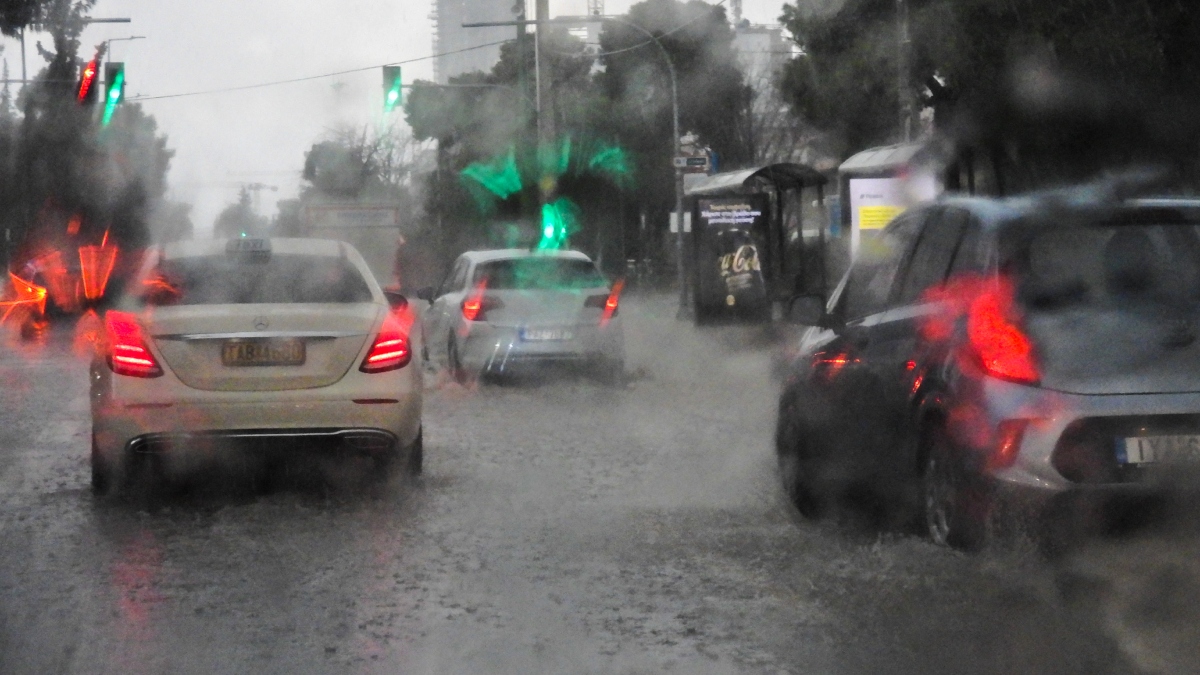 Καιρός: Έρχονται βροχές και χιόνια από την Πέμπτη – Πόσο θα πέσει η θερμοκρασία